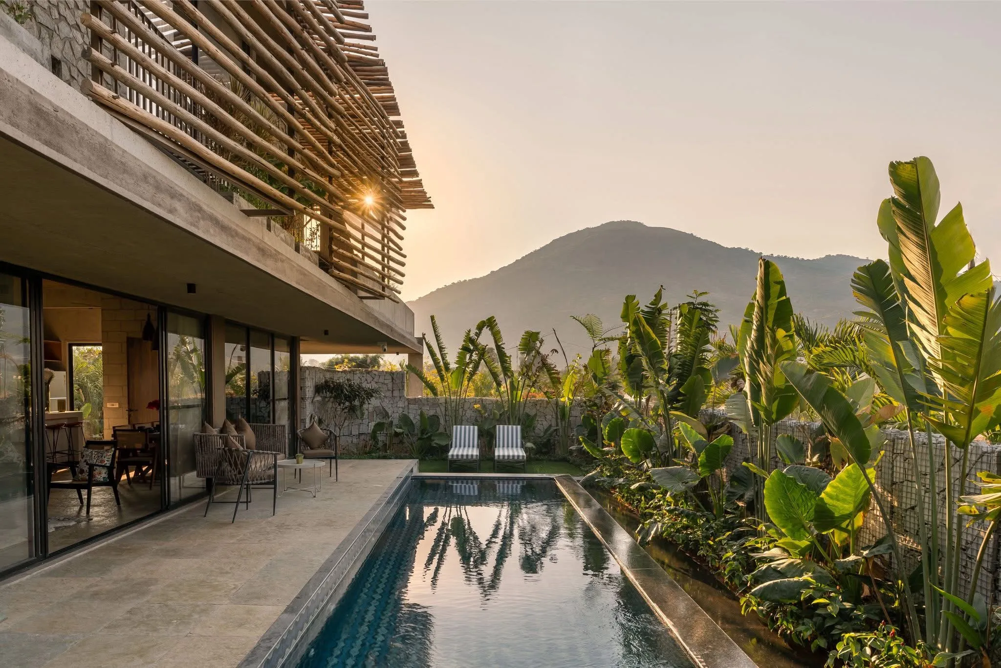 The Slow Traveller’s Guide to Homes Of Sanctuary: Stay, Breathe, Repeat 